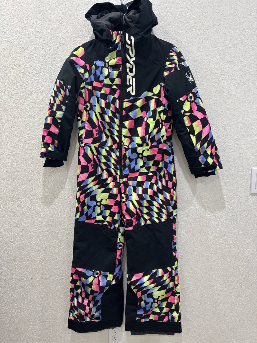 Spyder Kids' Jupiter One-Piece Snowsuit  Shield 10k Youth Size 10 Flowers Neon